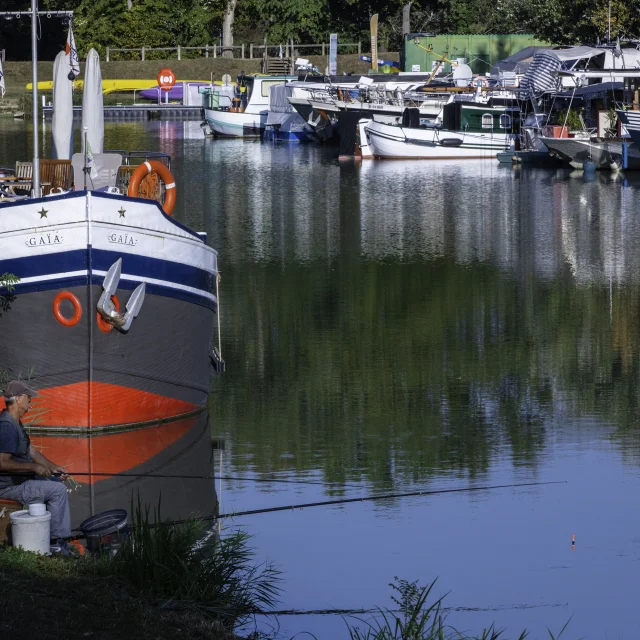 Europe, France, Occitanie, Midi-Pyrénées, Tarn-et-Garonne, Montauban, Villebourbon, Port Canal, // Europe, France, Occitanie, Midi-Pyrenees, Tarn-et-Garonne, Montauban, Villebourbon, Port Canal,