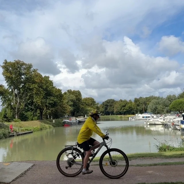 Velo port canal @ montauban tourisme