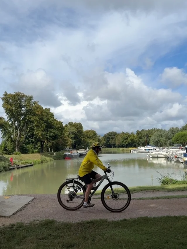 Velo port canal @ montauban tourisme